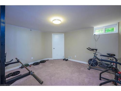 161 Windermere Road, London, ON - Indoor Photo Showing Gym Room