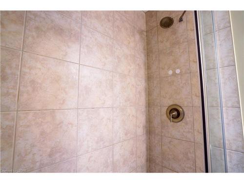 1006-1030 Coronation Drive, London, ON - Indoor Photo Showing Bathroom