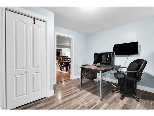 3 Braesyde Avenue, London, ON - Indoor Photo Showing Office