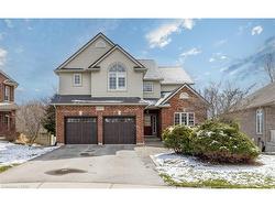 660 Clearwater Crescent  London, ON N5X 4J7