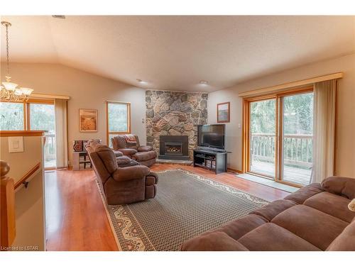 10288 Riverside Drive, Grand Bend, ON - Indoor Photo Showing Living Room With Fireplace