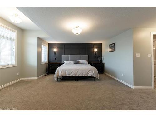 38 Winders Trail, Ingersoll, ON - Indoor Photo Showing Bedroom