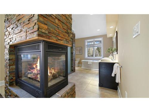 1659 Hamilton Road, London, ON - Indoor With Fireplace