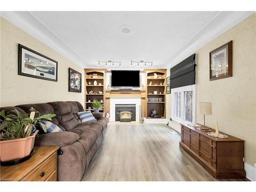 25675 Carroll Line, West Elgin, ON - Indoor Photo Showing Living Room With Fireplace