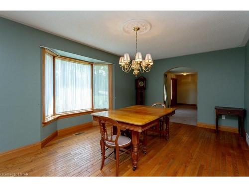 46881 Southdale Line, Central Elgin (Munic), ON - Indoor Photo Showing Dining Room