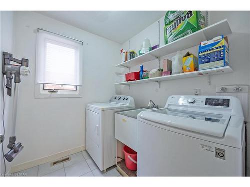 151 Orkney Crescent, London, ON - Indoor Photo Showing Laundry Room