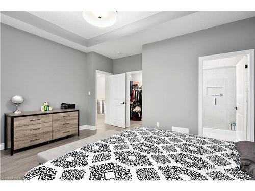 10-2022 Upperpoint Boulevard, London, ON - Indoor Photo Showing Bedroom