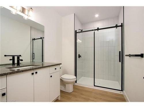 2-108 Coastal Crescent, Grand Bend, ON - Indoor Photo Showing Bathroom