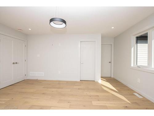 2286 Wickerson Road, London, ON - Indoor Photo Showing Other Room