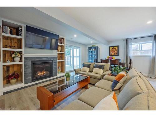 8 Noble Lane, St. Thomas, ON - Indoor Photo Showing Living Room With Fireplace