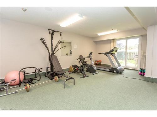 201-440 Wellington Street, St. Thomas, ON - Indoor Photo Showing Gym Room