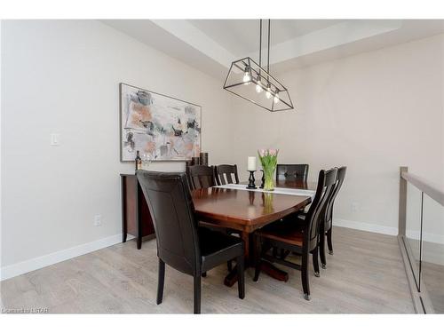 10 Doral Court, St. Thomas, ON - Indoor Photo Showing Dining Room