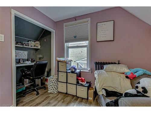 126 Inkerman Street, St. Thomas, ON - Indoor Photo Showing Bedroom