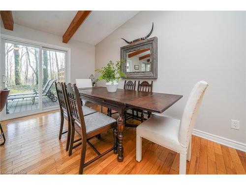 10217 Parkside Crescent, Grand Bend, ON - Indoor Photo Showing Dining Room
