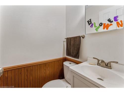 189 Bedford Crescent, Sarnia, ON - Indoor Photo Showing Bathroom
