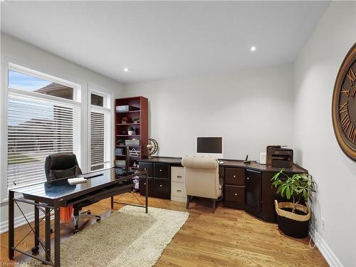 3467 Mclauchlan Crescent, London, ON - Indoor Photo Showing Office