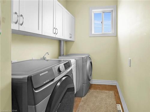 3467 Mclauchlan Crescent, London, ON - Indoor Photo Showing Laundry Room