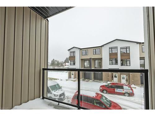 27-349 Southdale Road E, London, ON - Outdoor With Balcony
