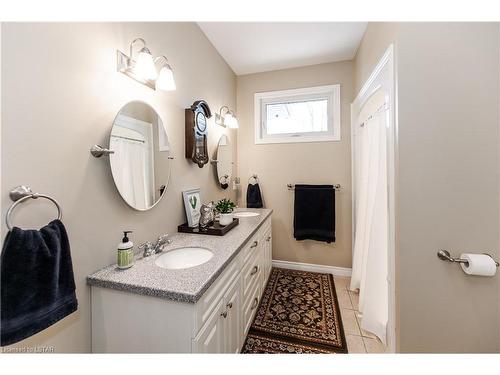 138 Lake Margaret Trail, St. Thomas, ON - Indoor Photo Showing Bathroom