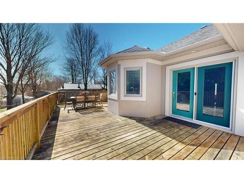 5850 Putnam Road, Thames Centre, ON - Outdoor With Deck Patio Veranda With Exterior