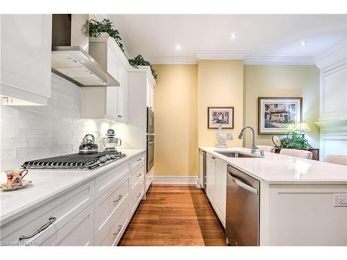 111-1705 Fiddlehead Place, London, ON - Indoor Photo Showing Kitchen With Upgraded Kitchen