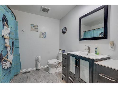 7203 Sunset Road, St. Thomas, ON - Indoor Photo Showing Bathroom
