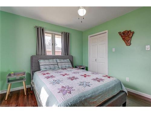7203 Sunset Road, St. Thomas, ON - Indoor Photo Showing Bedroom