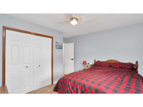 117 Wonham Street S, Ingersoll, ON - Indoor Photo Showing Bedroom