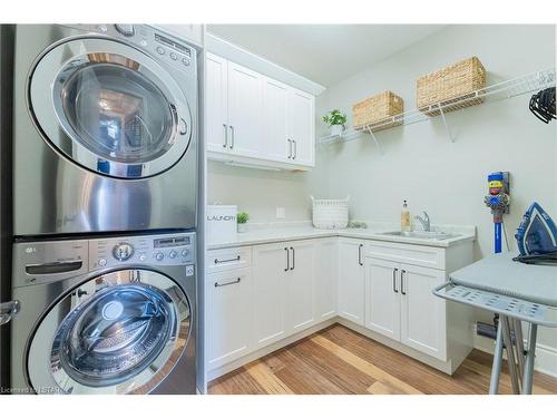 119 Harris Road, Delaware, ON - Indoor Photo Showing Laundry Room