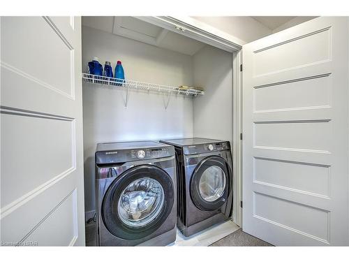 12-3380 Singleton Avenue, London, ON - Indoor Photo Showing Laundry Room