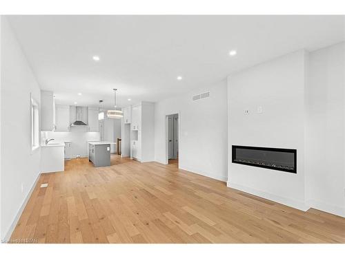 1323 Bush Hill Link, London, ON - Indoor Photo Showing Living Room With Fireplace