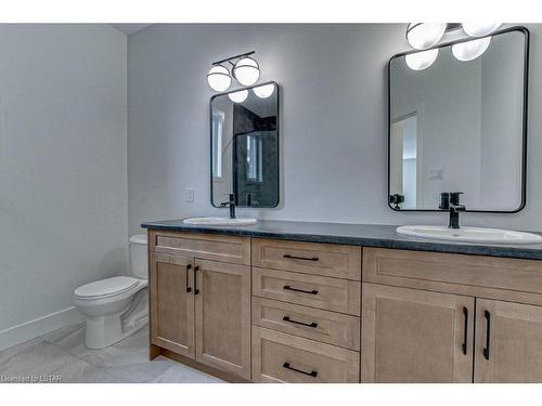 148 Foxborough Place, Thorndale, ON - Indoor Photo Showing Bathroom