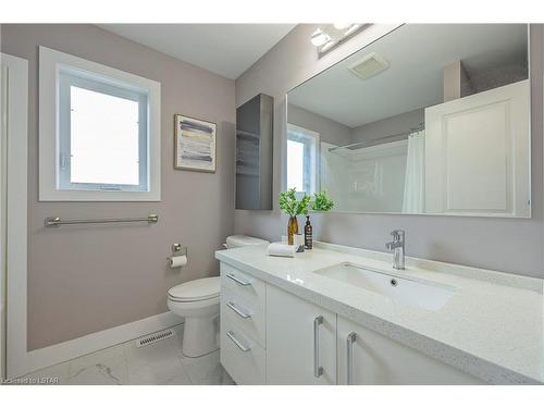 29-2610 Kettering Place, London, ON - Indoor Photo Showing Bathroom