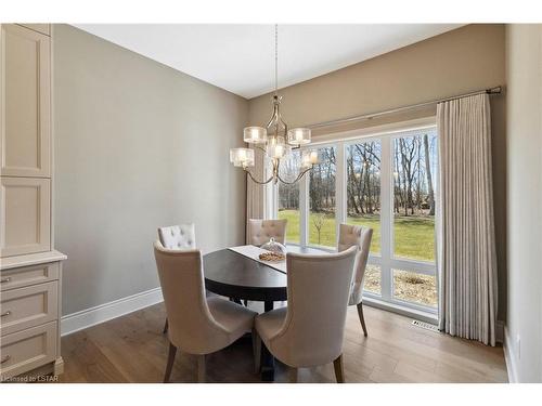 3845 Deer Trail, London, ON - Indoor Photo Showing Dining Room