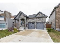 2426 Red Thorne Avenue  London, ON N6P 0E7