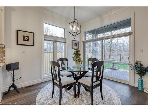 2426 Red Thorne Avenue, London, ON - Indoor Photo Showing Dining Room