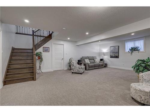 2426 Red Thorne Avenue, London, ON - Indoor Photo Showing Bathroom