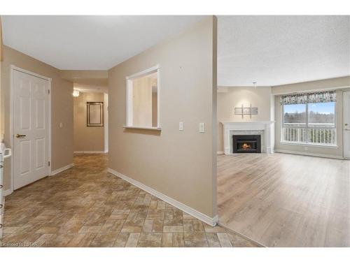 403-511 Gainsborough Road, London, ON - Indoor With Fireplace
