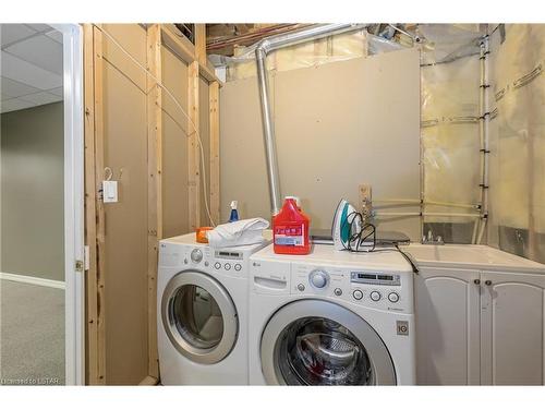 9-185 North Centre Road, London, ON - Indoor Photo Showing Laundry Room