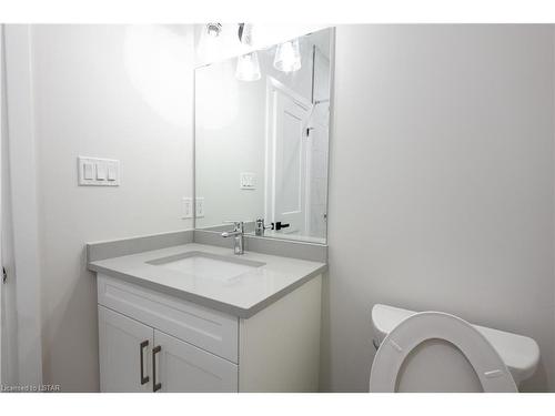 6-63 Compass Trail, Port Stanley, ON - Indoor Photo Showing Bathroom