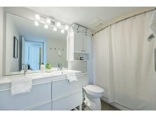 801-7 Picton Street, London, ON - Indoor Photo Showing Bathroom