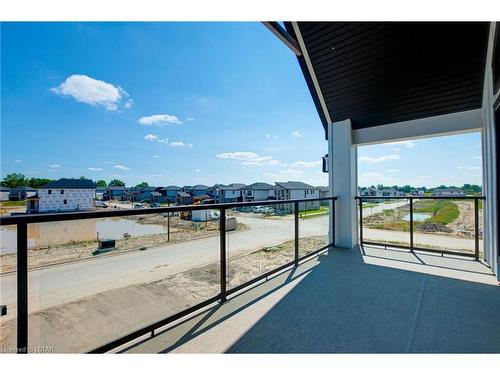 6370 Heathwoods Avenue, London, ON - Outdoor With Balcony With View