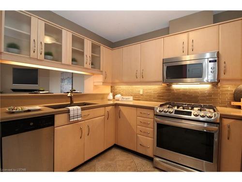 24-90 Ontario Street S, Grand Bend, ON - Indoor Photo Showing Kitchen With Double Sink