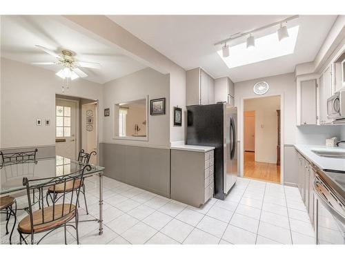 1378 Collingwood Avenue, London, ON - Indoor Photo Showing Kitchen