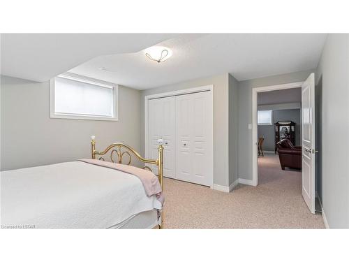 18 Cherry Blossom Lane, St. Thomas, ON - Indoor Photo Showing Bedroom