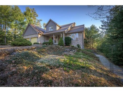10364 Pinetree Drive, Grand Bend, ON - Outdoor