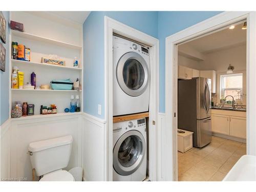 12 Hyatt Avenue, London, ON - Indoor Photo Showing Laundry Room