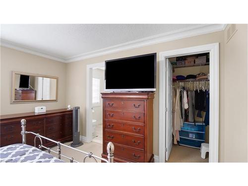 2-1850 Beaverbrook Avenue, London, ON - Indoor Photo Showing Bedroom