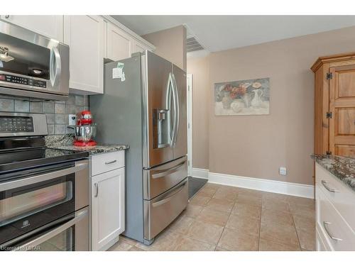 1-5 John Pound Road, Tillsonburg, ON - Indoor Photo Showing Kitchen With Upgraded Kitchen