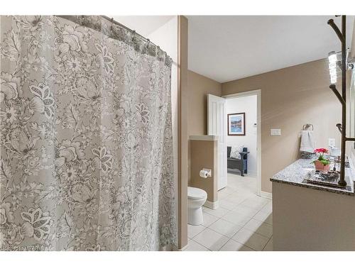 6-375 Edith Cavell Boulevard, Port Stanley, ON - Indoor Photo Showing Bathroom